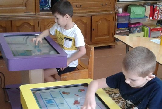 интерактивный стол для детского сада