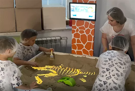 Раскопки в песке