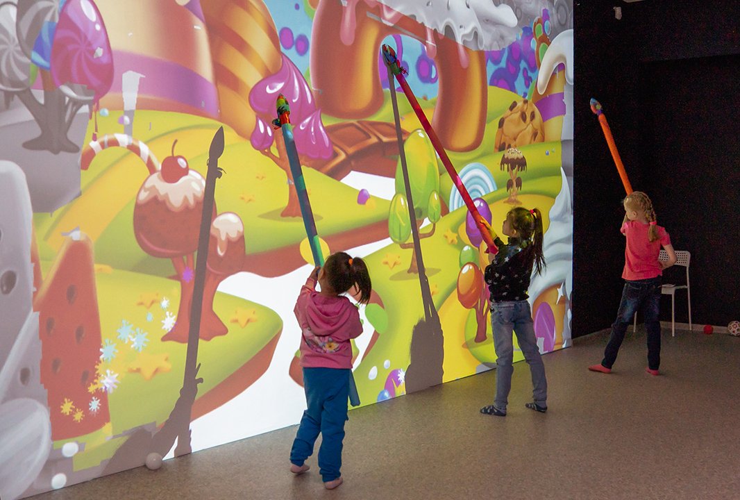 Интерактивная стена Раскраски в парке 5 измерений