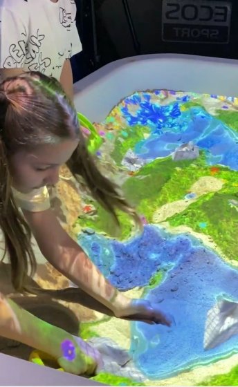 Весенняя работа с детьми ОВЗ  и РАС. Интерактивная песочница. Специалистам.